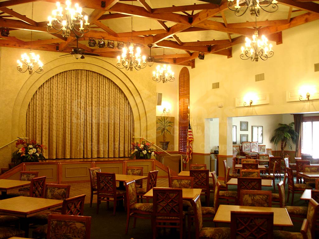 Cross Creek Restaurant Theater